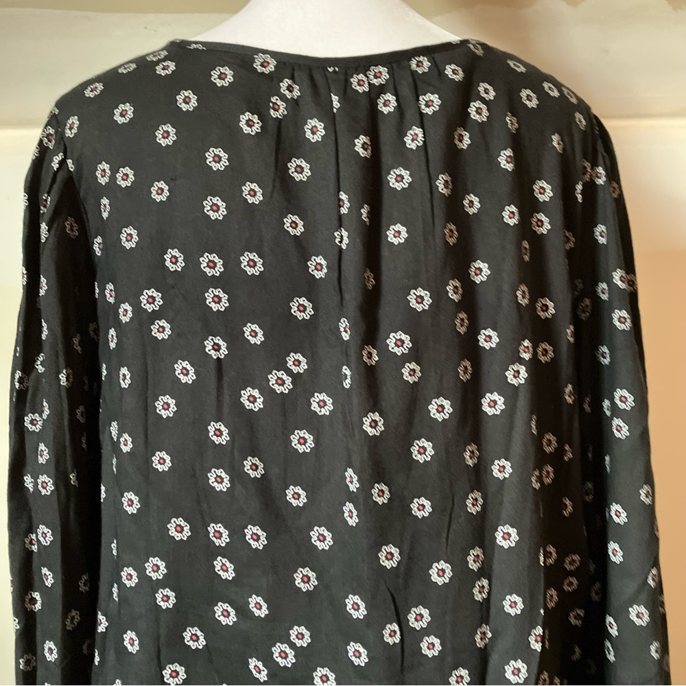 Free People Beck Black Floral Tiered Long Sleeve Dress size Medium - Picture 11 of 11